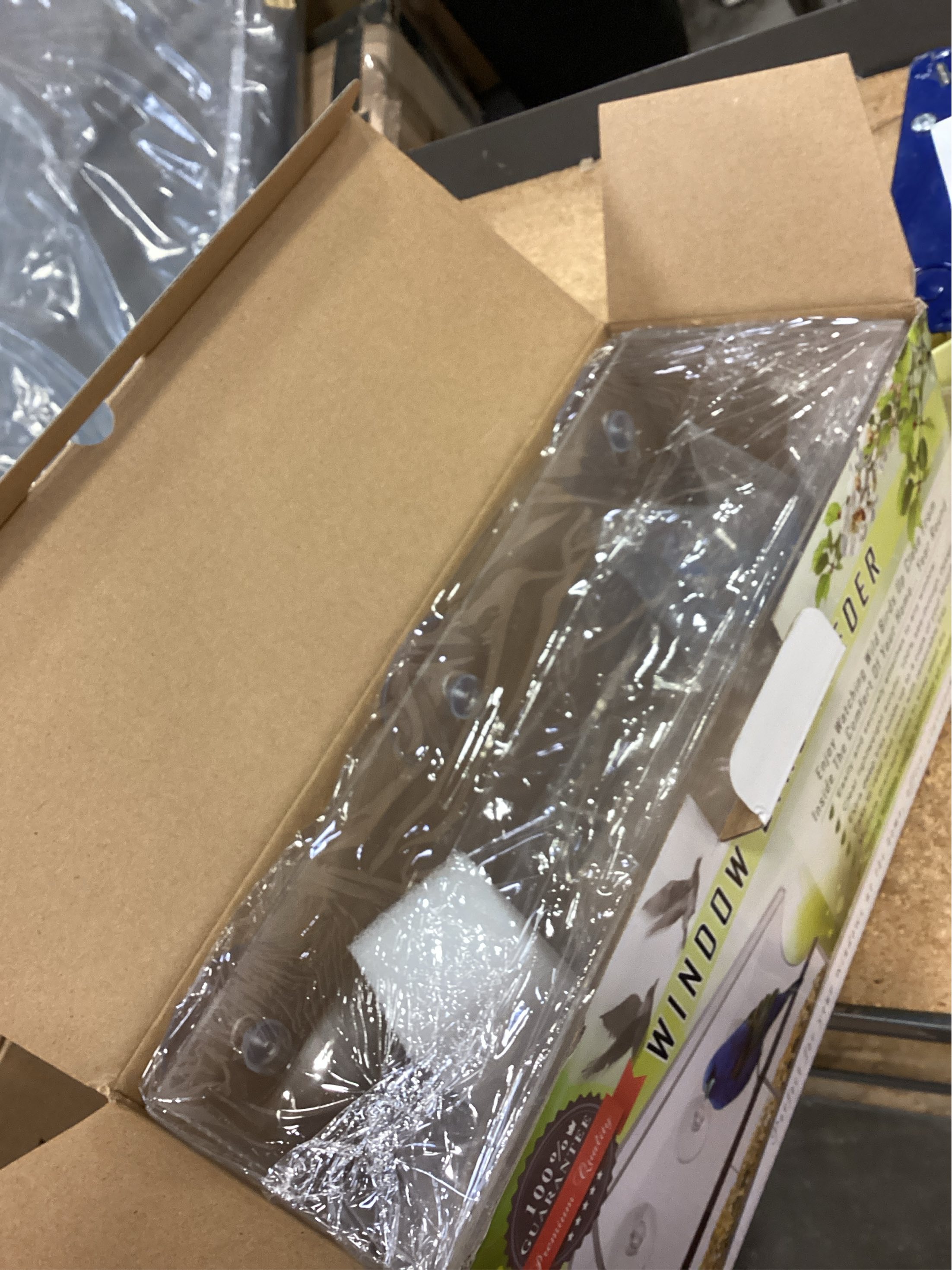 Nature's Hangout Clear Window Bird Feeder Weatherproof Bird House, Window Bird Feeders with Strong Suction Cups, Large Outdoor Bird Feeder, Wild Bird Feeders,5 Inch