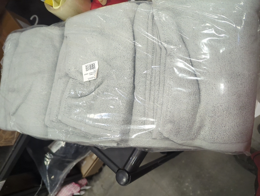 Set of 3 Color Grey  bath towel harbor mist