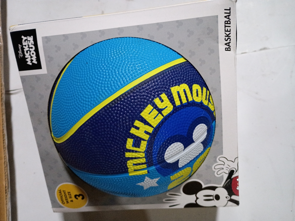 Disney Capelli Sport Junior Mickey Youth Basketball New in Box Official Size 3