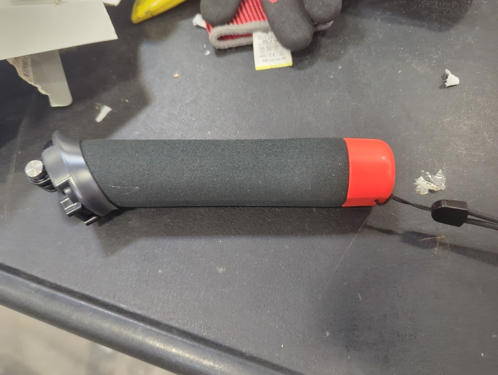 The Handler (Floating Hand Grip) - Official GoPro Accessory (AFHGM-003) for Cameras