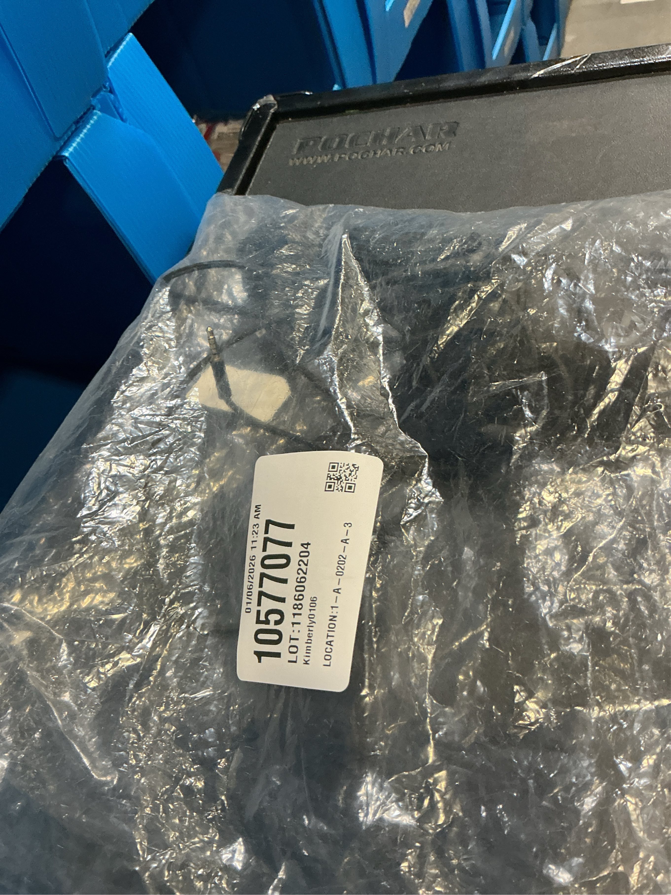 Wireless Gaming Mouse Black – Polling, Hot-Swappable Switches & Claw-Grip Design