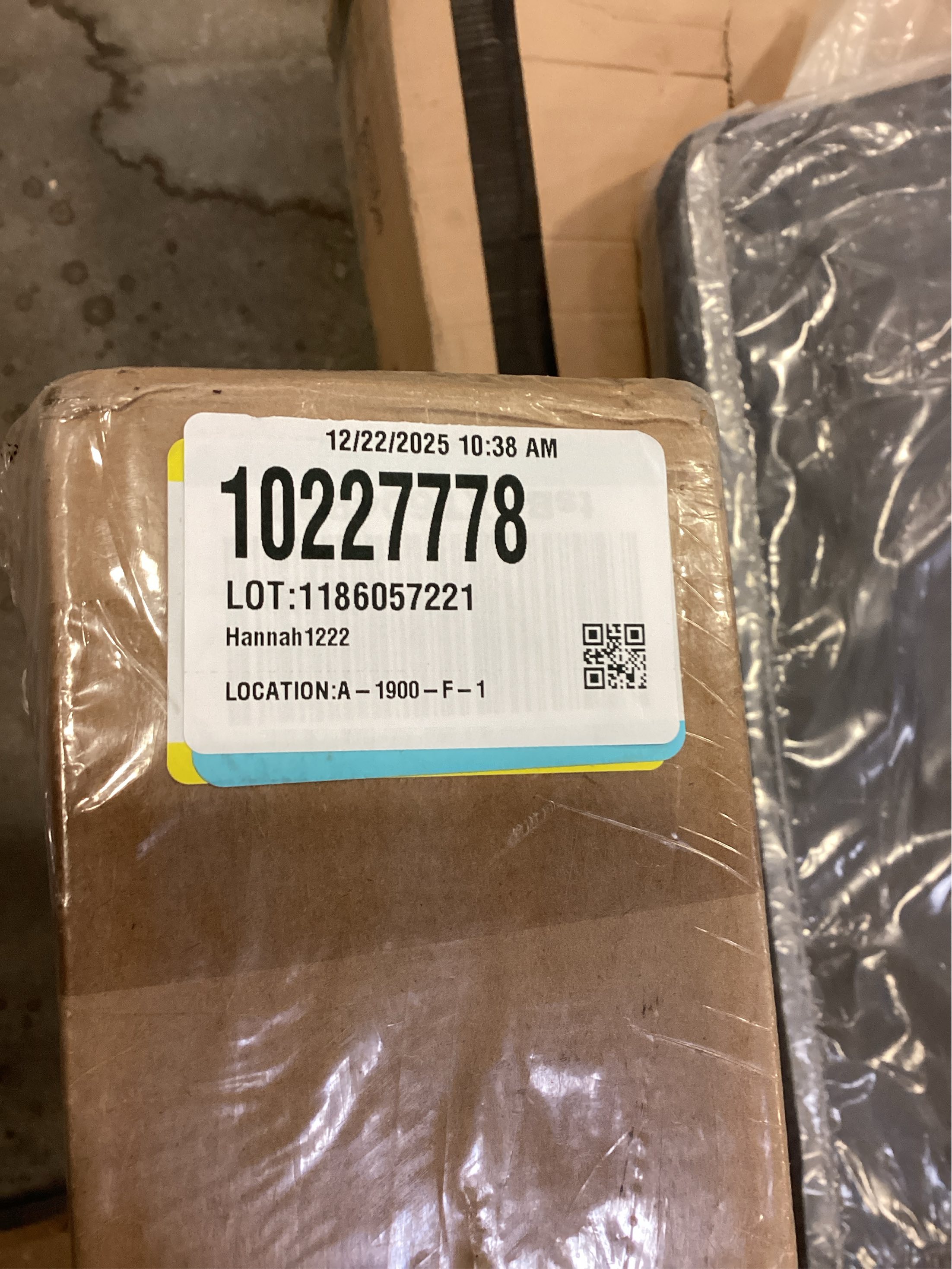 EaseLife 36 Bifold Sliding Barn Door Hardware Track Kit for 2 Closet Door,Top Mount Roller,Slide Smoothly Quietly,Easy Install,Black,Fit for Double 16 Wide Bi-Folding Door (Hardware Only)