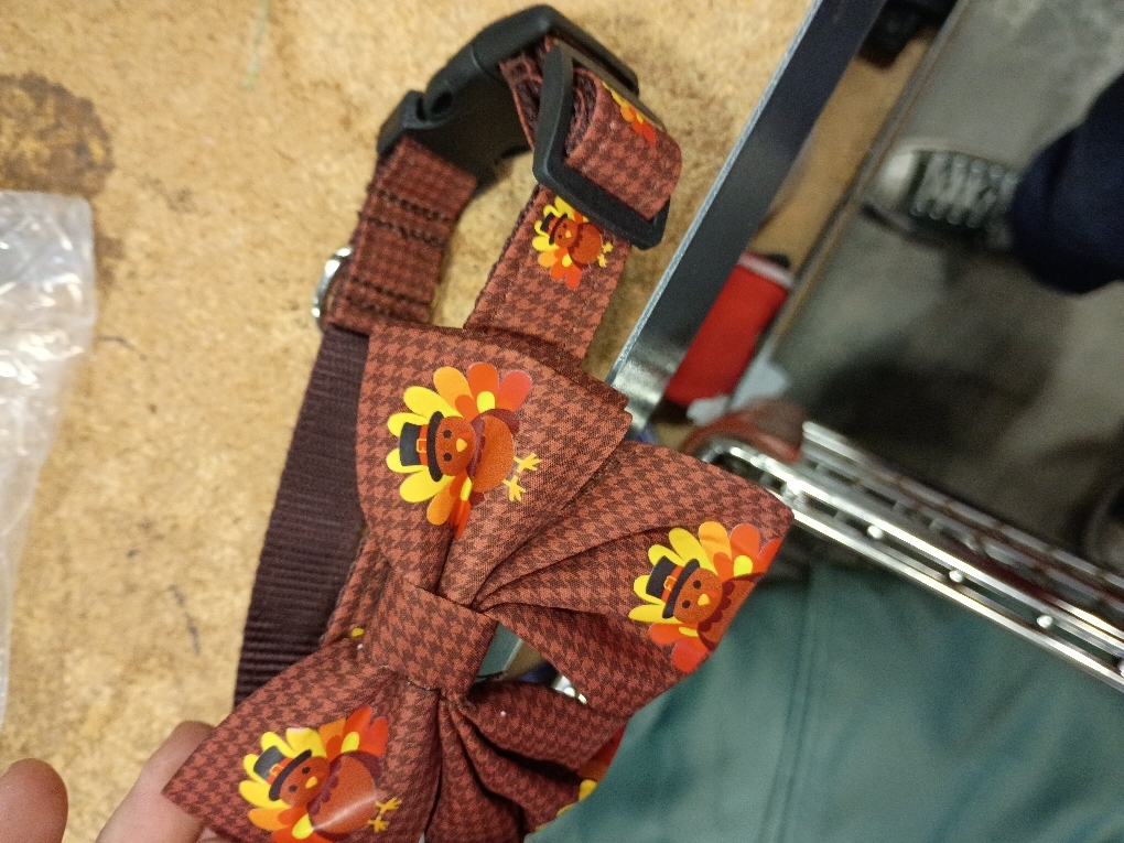 Malier Thanksgiving Dog Collar with Bow tie, Adjustable Bowtie Trukey Collars for Girl and Boy, Cute Holiday Puppy Collars for Small Medium Large Dogs Cats (Thanksgiving Day, Large)