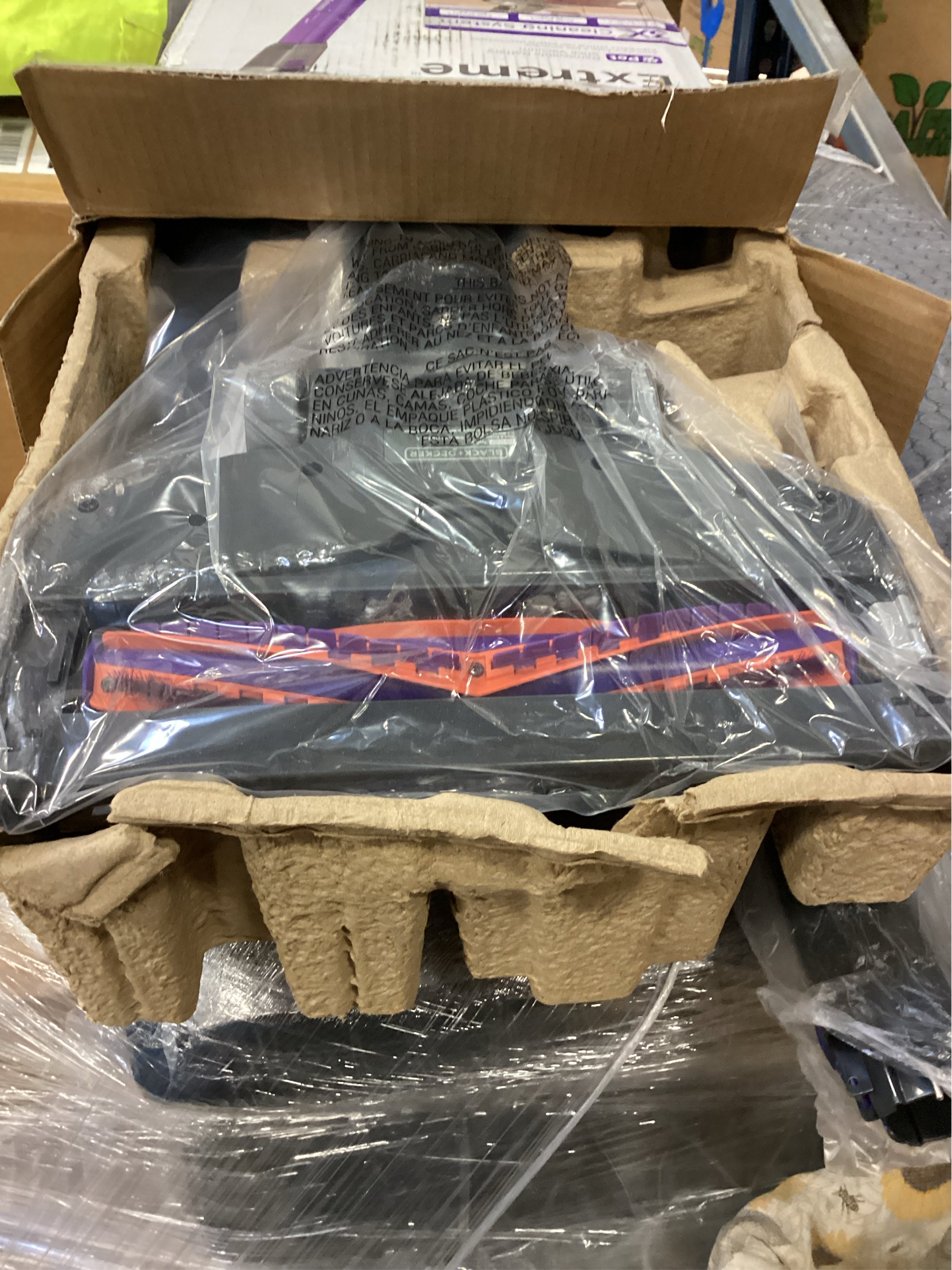 Black & Decker™ POWERSERIES Extreme Removable Battery Stick Vacuum