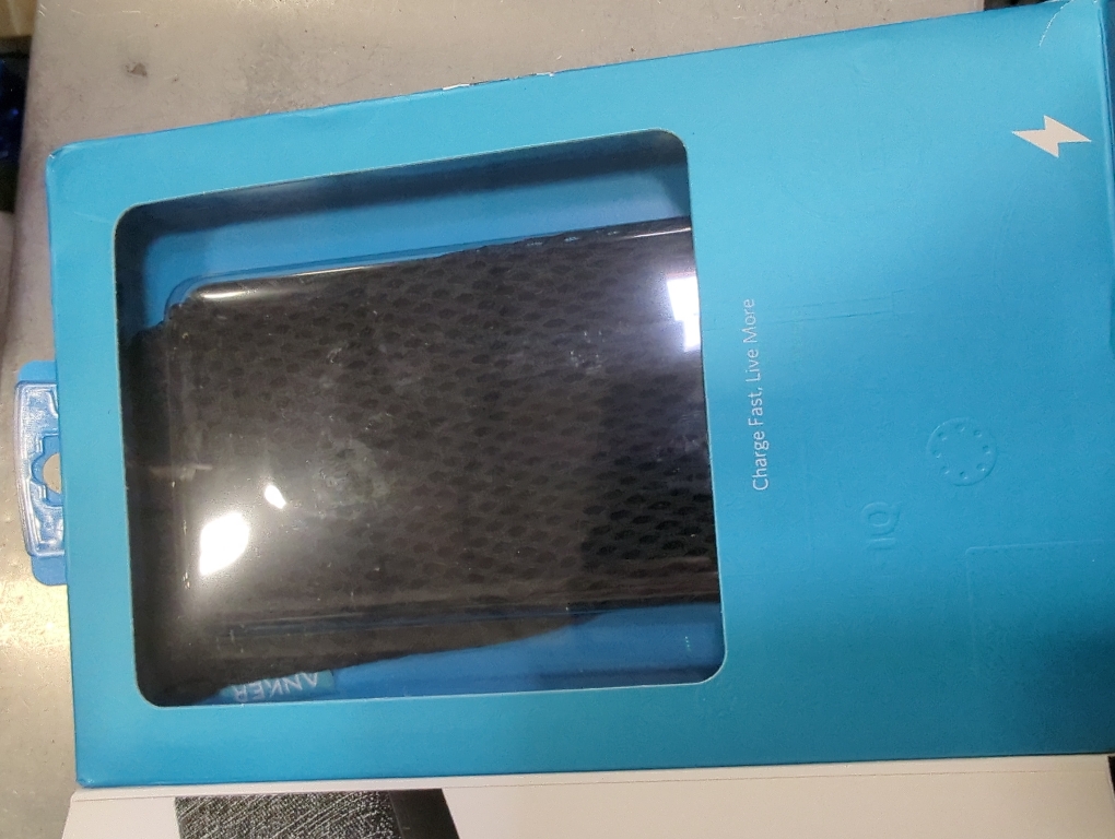 Anker Powercore Metro Essential 20000PD