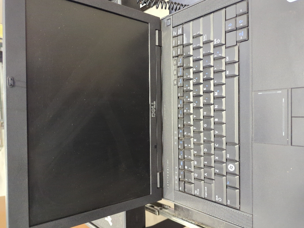 Dell E5400 Latitude 14-Inch Laptop With Charger