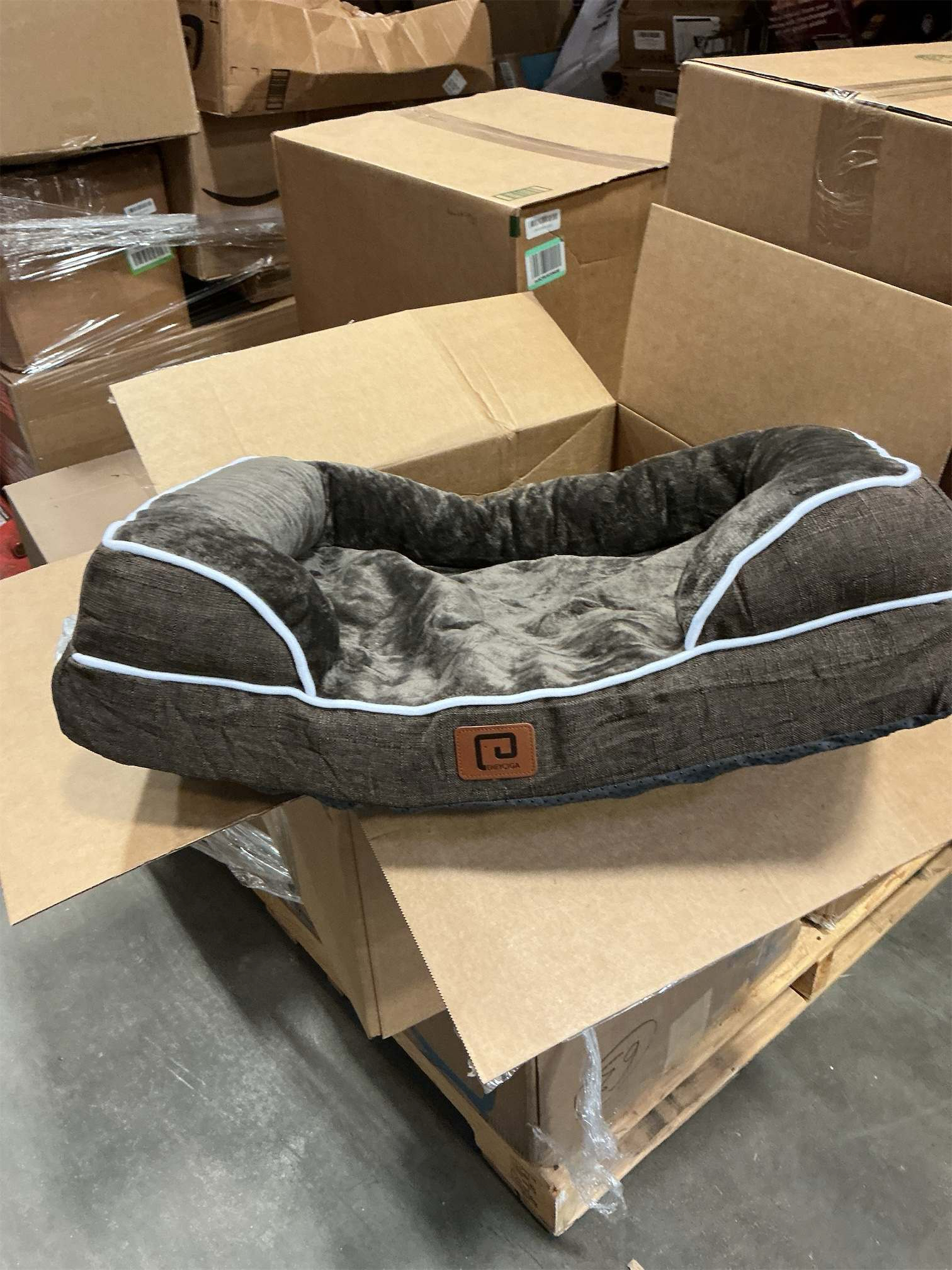 EHEYCIGA Orthopedic Dog Beds for Extra Large Dogs, Waterproof Memory Foam XL Dog Bed with Sides, Non-Slip Bottom and Egg-Crate Foam Big Pet Couch Bed with Washable Removable Cover, Brown