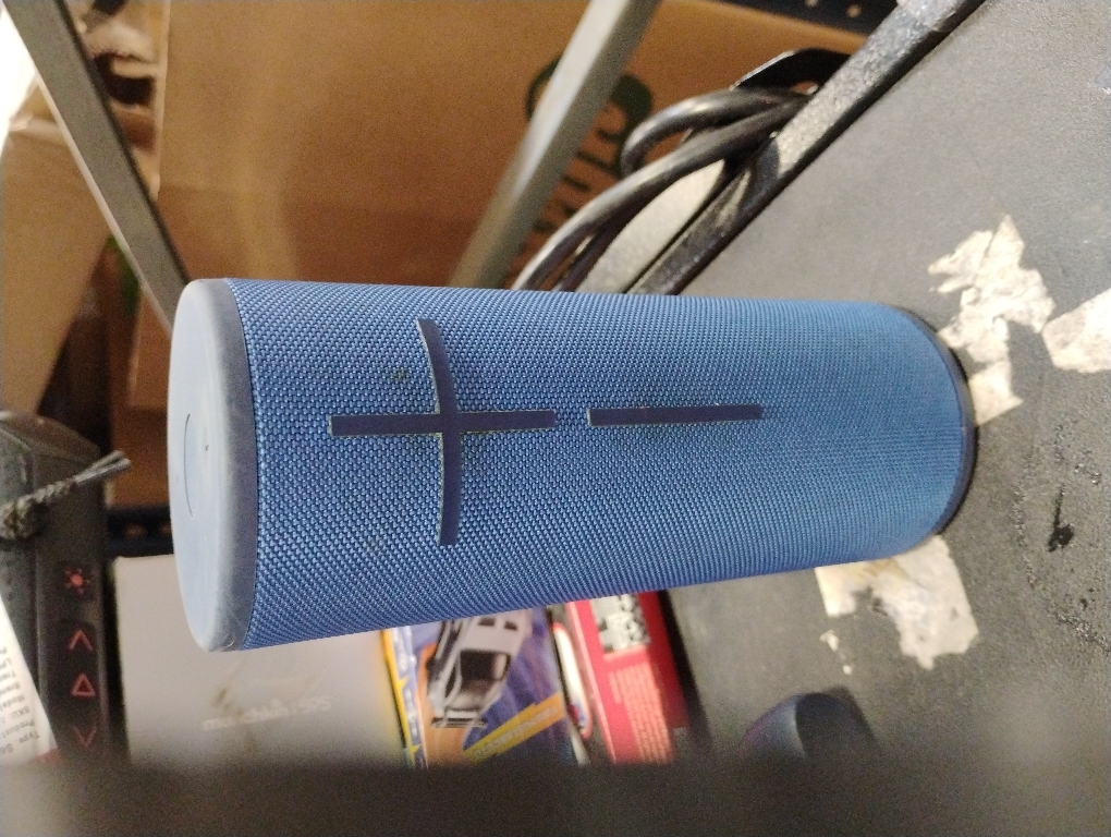 Ultimate Ears MEGABOOM 3 Portable Wireless Bluetooth Speaker (Powerful Sound   Thundering Bass, Bluetooth, Magic Button, Waterproof, Battery 20 Hours) - Lagoon Blue