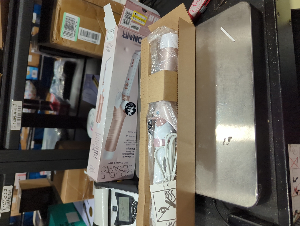 Conair Double Ceramic 1-1/2 Inch Curling Iron, 1.5-Inch Barrel Creates Soft Waves and Curls, Hair Curler for Use on Medium and Long Hair, White