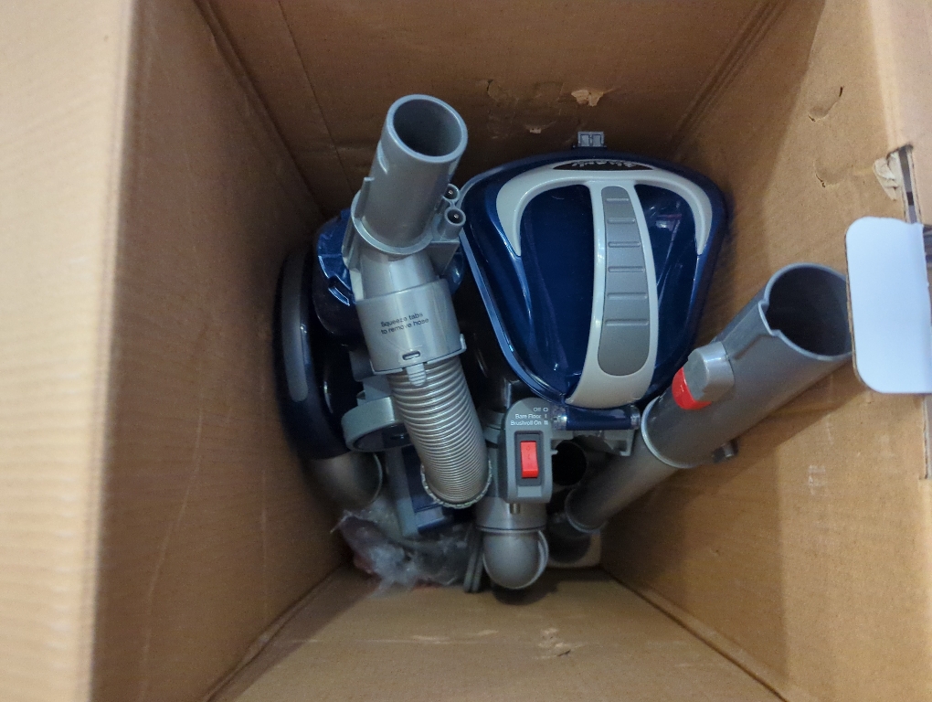 Shark Upright Vacuum, Navigator Lift-Away Deluxe with Large Dust Cup Capacity, HEPA Filter, Swivel Steering, Upholstery Tool & Crevice Tool, Blue, NV360