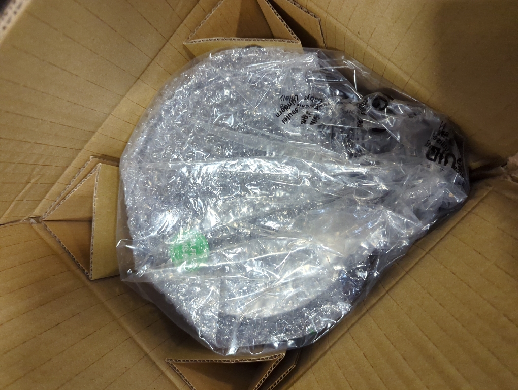 OGGI 4 oz Black/Silver Plastic/Stainless Steel Ice Bucket with Scoop