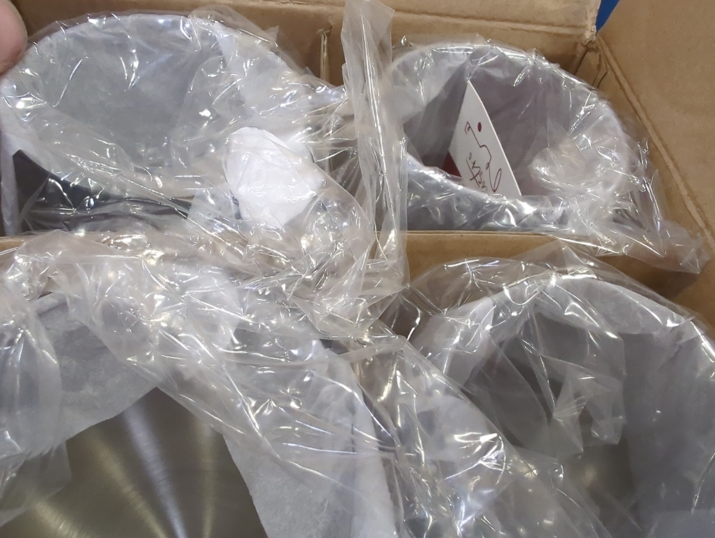 Set of 4 Size 18 oz Color Black Gusto Nostro Stainless Steel Wine Glass - 18 oz - Unbreakable Black Wine Glasses for Travel, Camping and Pool - Fancy, Unique and Cool Portable Metal Wine Glass for Outdoor Events, Picnics (Set of 4)