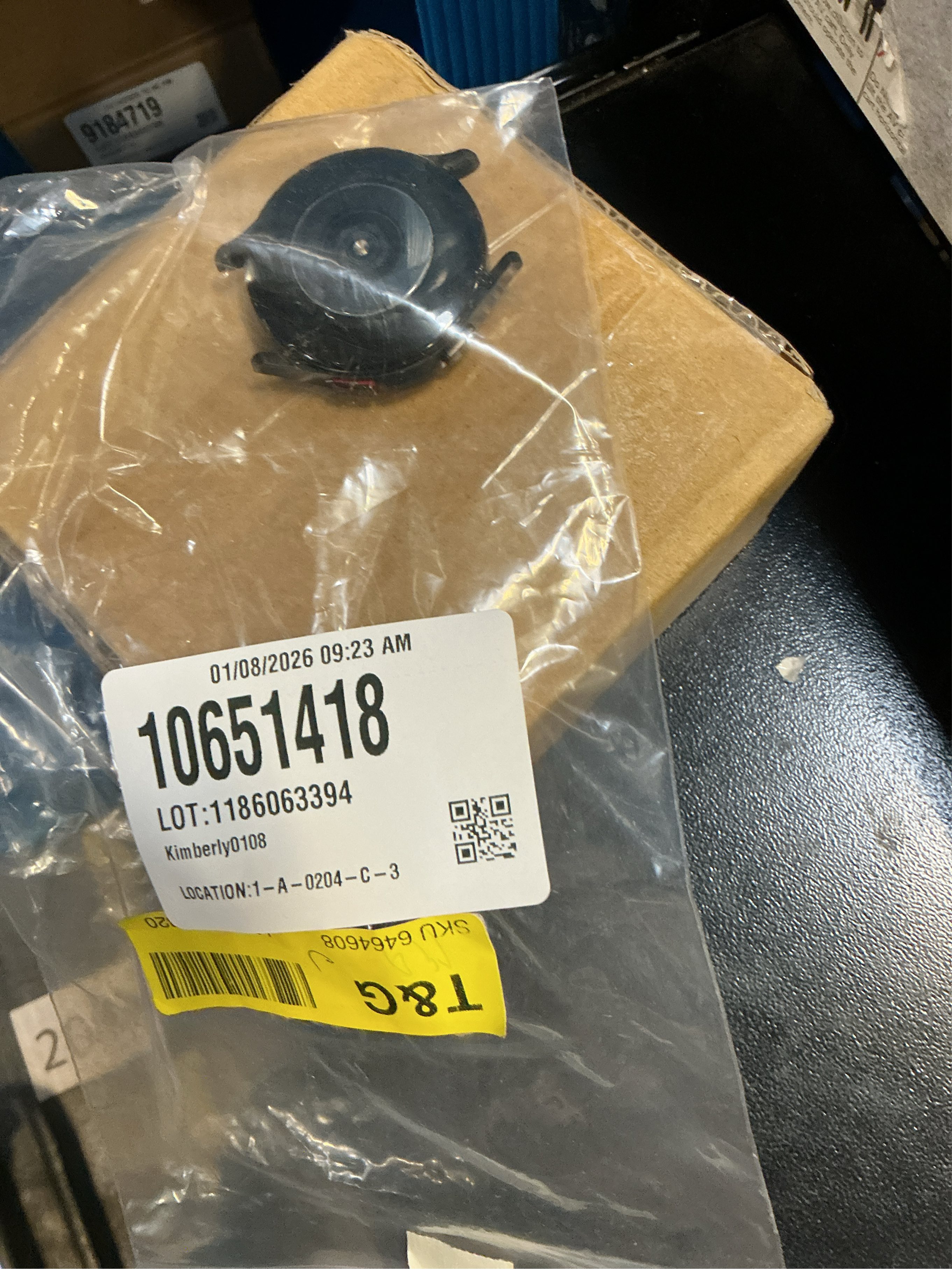 SAMSUNG Galaxy Watch Classic (Renewed) 46 mm  Bluetooth Smartwatch, Rotating Bezel, Fitness Tracker, Personalized HR Zones, Advanced Sleep Coaching, US Version, Black