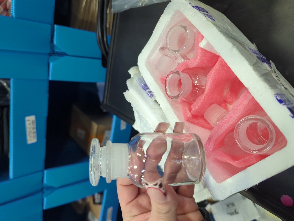 4 PCS Kestun Lab Glass Reagent Bottle,Wide Mouth Glass Storage Bottle with Ground Stopper,Decorative Bottles/Vase (Clear, 60ml)