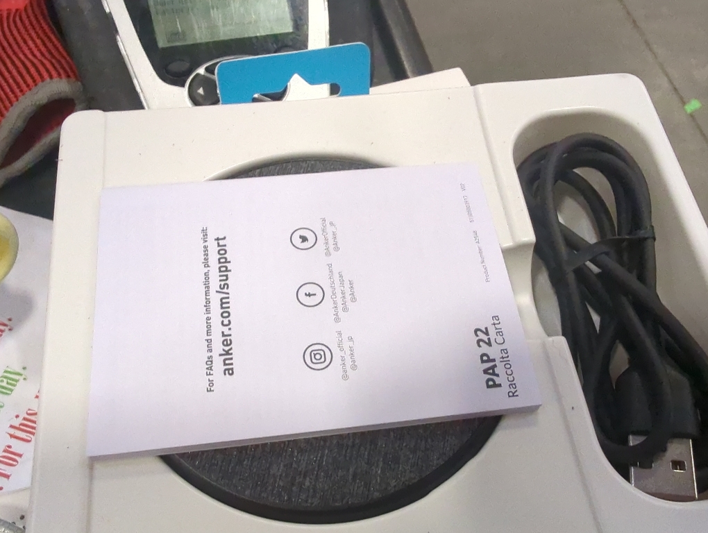 Anker 318 Wireless Charger Pad with 4' Cable, 10W, B2548JF1-1, Black