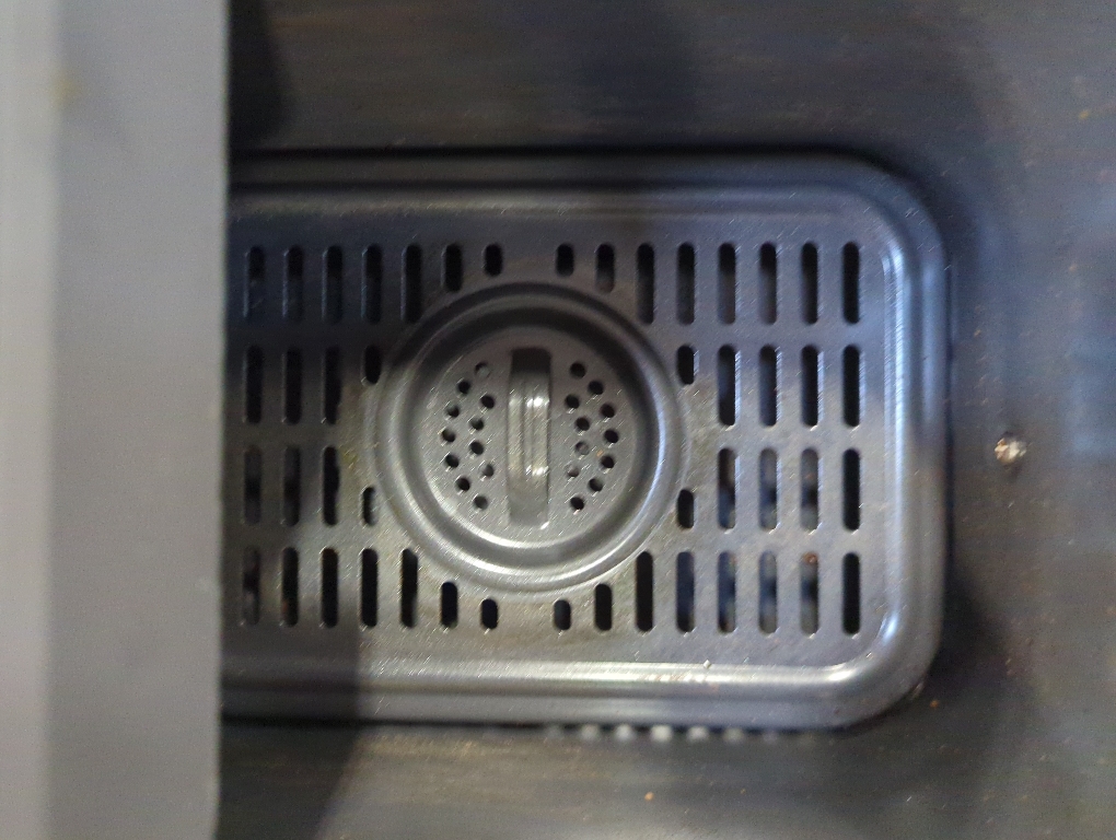 Ninja DZ201 Foodi 8 Quart 6-in-1 DualZone 2-Basket Air Fryer with 2 Independent Frying Baskets, Match Cook & Smart Finish to Roast, Broil, Dehydrate & More for Quick, Easy Meals, Grey