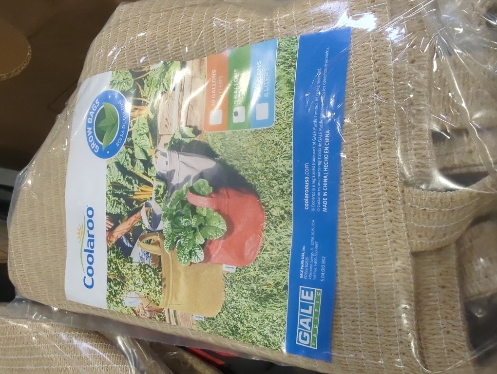 Coolaroo 2-Pack 5 Gallon Heavy Duty Plant/Vegetable/Herb/Fruit Breathable Fabric Grow Planter Pot Bags with Handles, Desert Sand