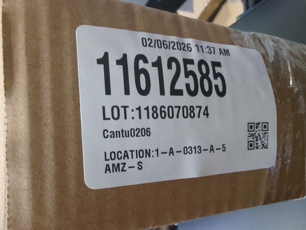 2Pcs Norfolk Pine Garlands, Real Touch Natural Winter Pine Christmas Garland, 6FT Artificial Greenery Garland for Mantle, Wall, Indoor, Outdoor Christmas Decorations Porch Decor