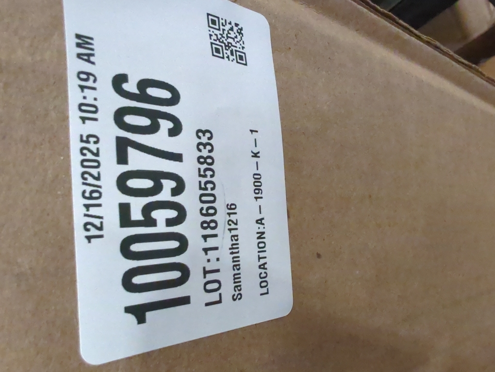 United Solutions Airtight Pet Food Storage Container, 2 Gallon Capacity, Great for Dog Food, Cat Food, Bird Seed, Dry Food Storage, White Container Wi