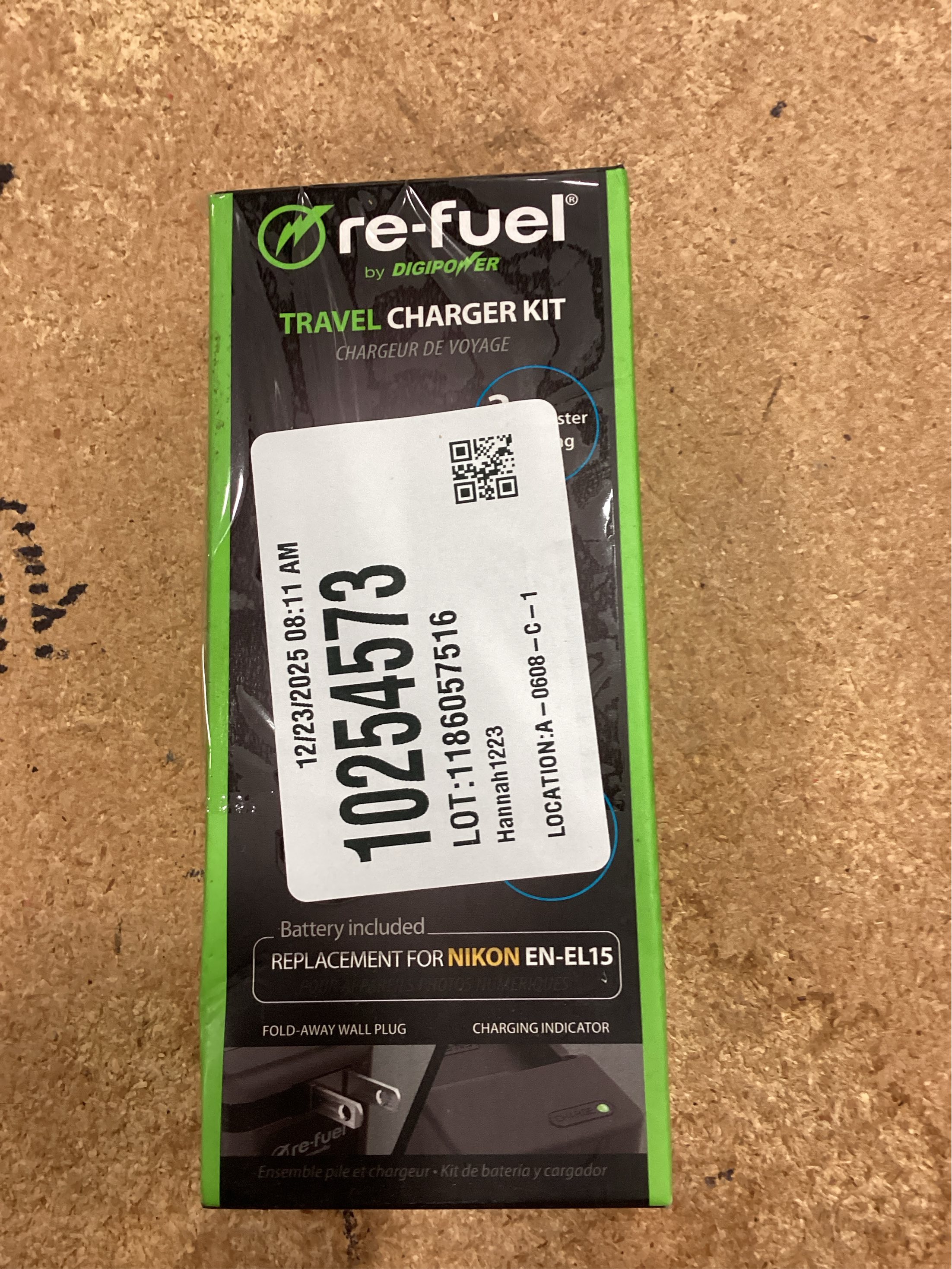 Digipower - EN-EL15 Digital Camera Battery & Charger kit, Replacement for Nikon EN-EL15 Battery Pack - Black