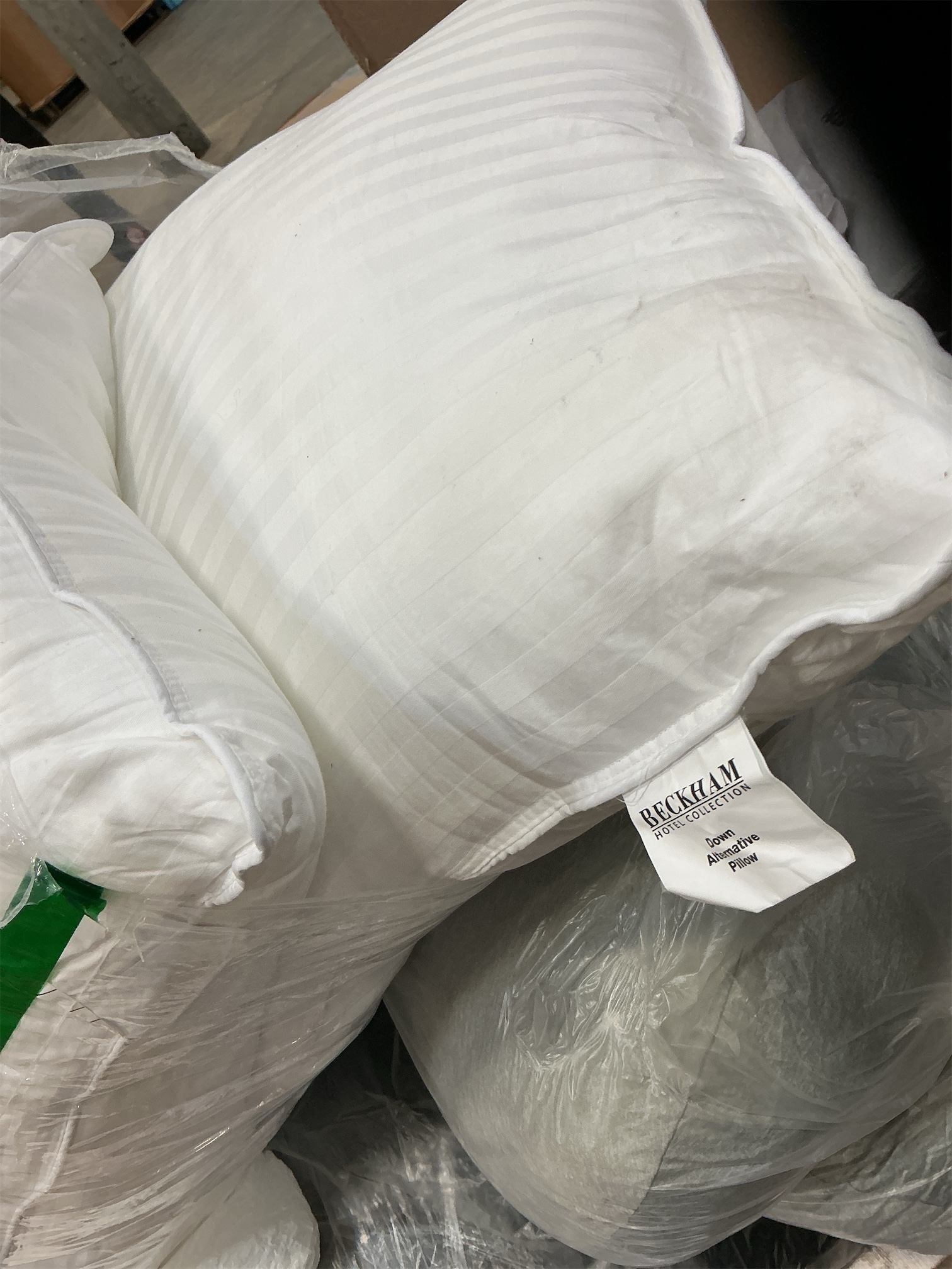 Beckham Hotel Collection Bed Pillows King Size Set of 2 - Down Alternative Pillow for Back, Stomach or Side Sleepers