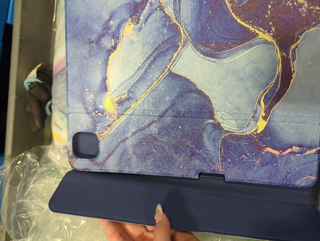 Soke Keyboard Case for iPad Pro 13 Inch (M5 2025/M4 2024), Ocean Marble