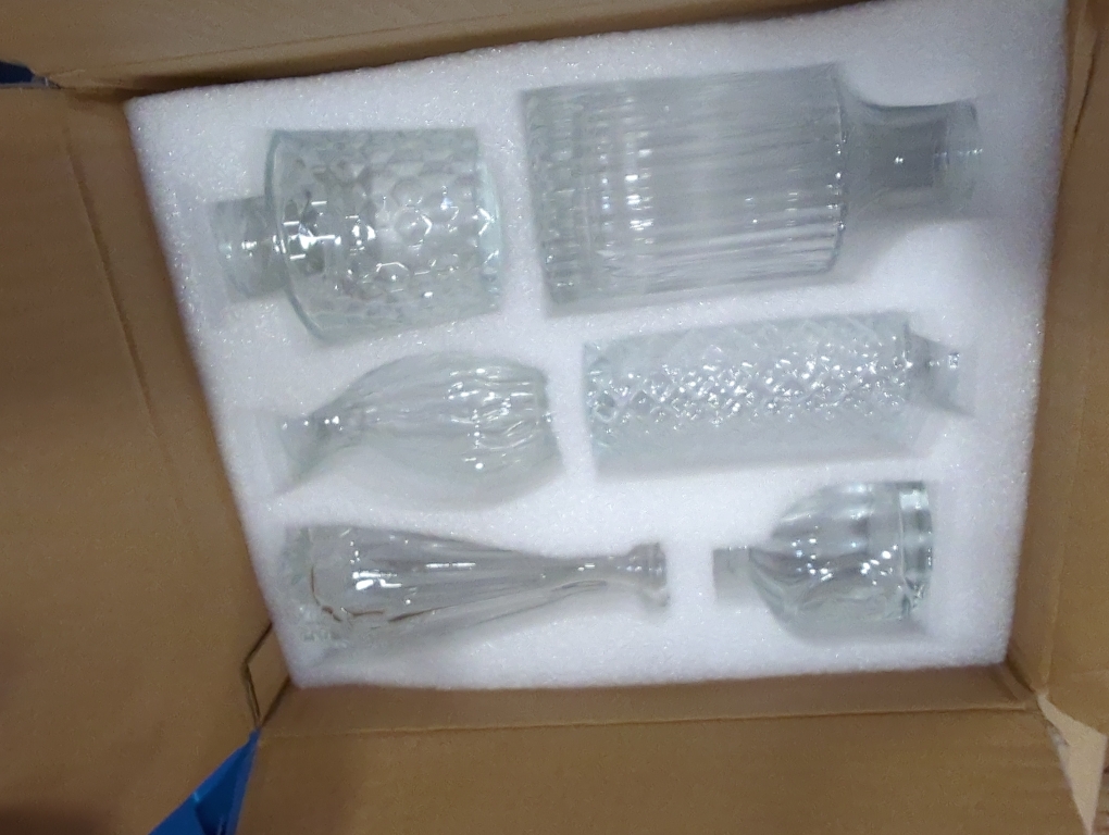 Glass Bud Vases Set of 12, Small Vases for Centerpieces, Vintage Mini Vases for Wedding Decor, Clear Glass Bud Vase in Bulk, Office and Home Table Flower Décor