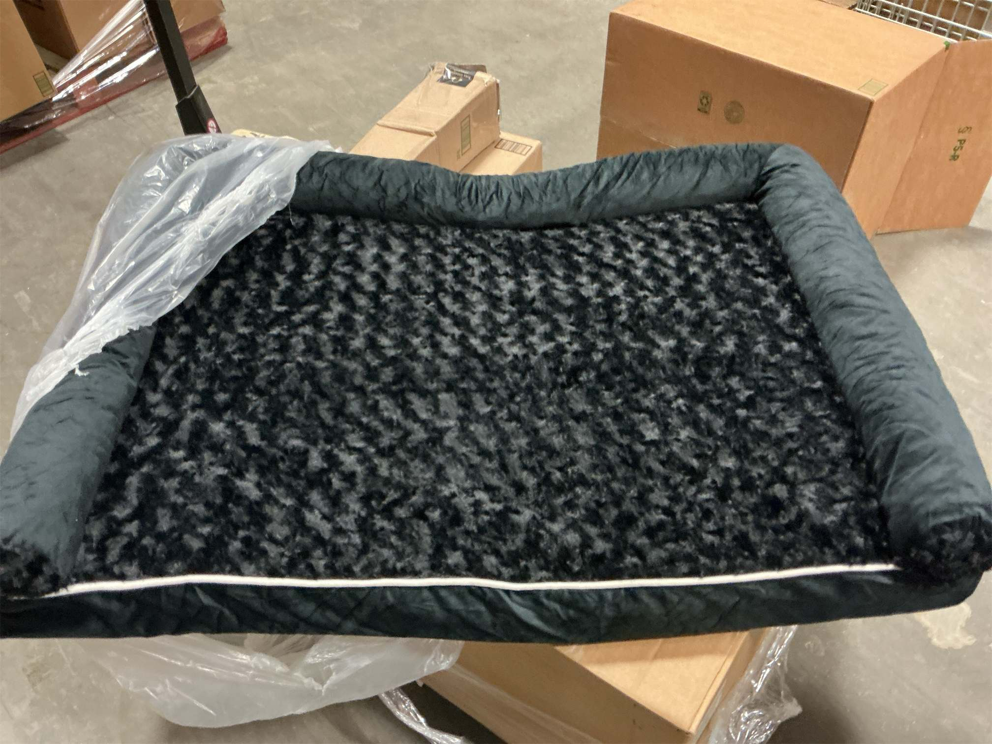 Dog Beds for Large Dogs-Waterproof Sofa Pet Bed with Removable Washable Cover,Big Dog Bed with Waterproof Lining and Nonskid Bottom,Pet Bed for Large Dogs