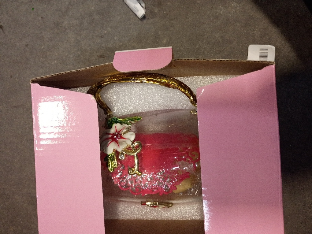 Flower Tea Cup, Lily Flower Clear Glass Fancy Coffee Mug with Spoon,Gift Box for Her Mom Wife Grandma Girls Friends Valentines Christmas Birthday Present Idea for Juice,Hot And Cold Drinks Use