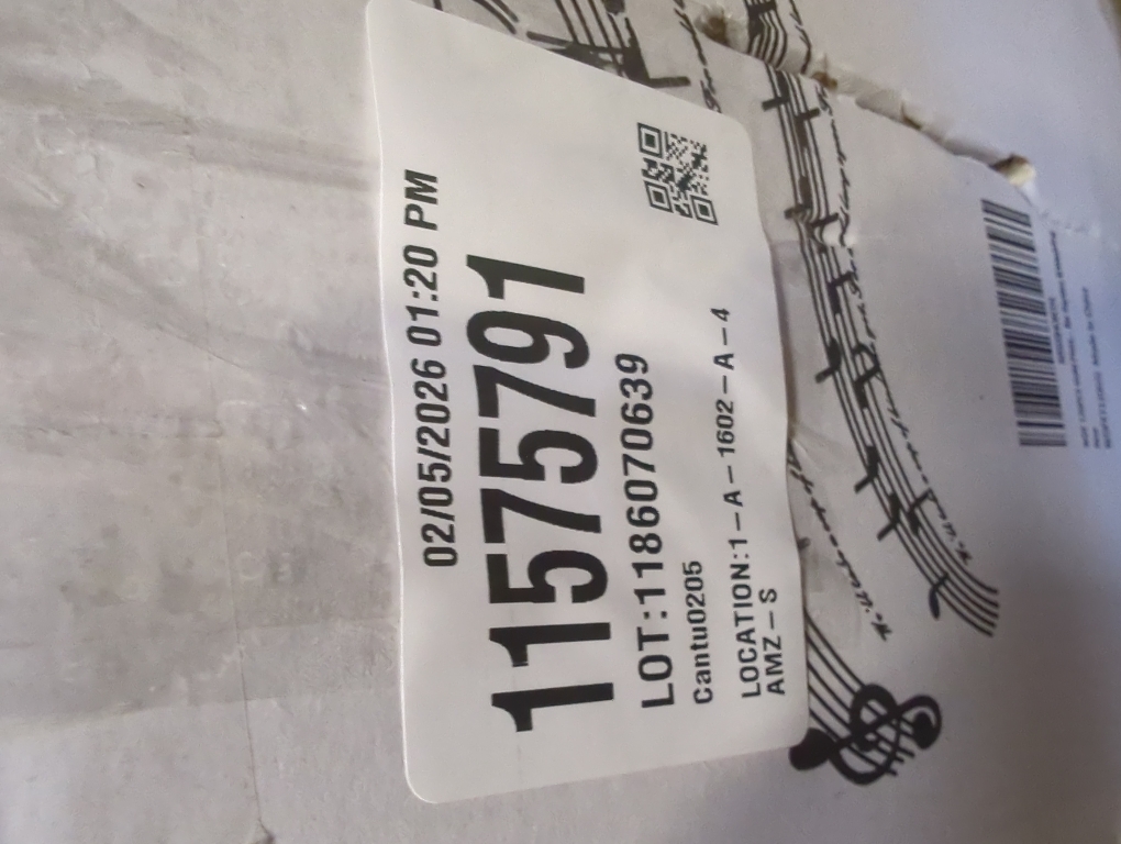 Gold Plastic Plates- Disposable Gold Glitter Plates, Premium Heavy Duty 60-10.25 Dinner Plate and 60-7.5 Salad Plate for Parties Wedding Birthday Valentine's Day