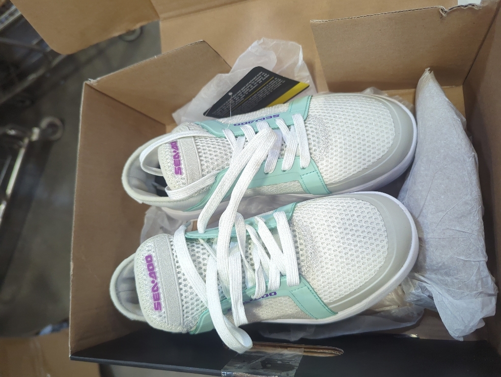 Sea Doo Water Shoes - Grey Size 5