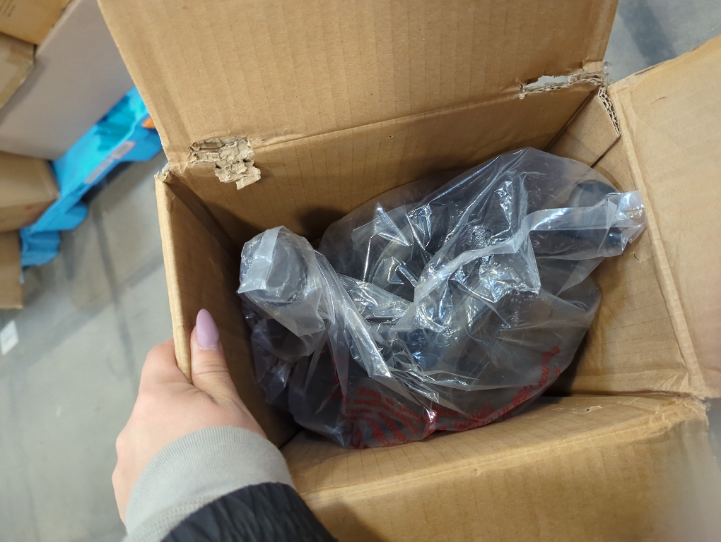 Jeep AdventureGlyde Stroller by Delta Children - Lightweight Travel Stroller with Smoothest Ride & Compact Fold, 3-Position Recline, Extra Large Storage Basket, Black/Grey