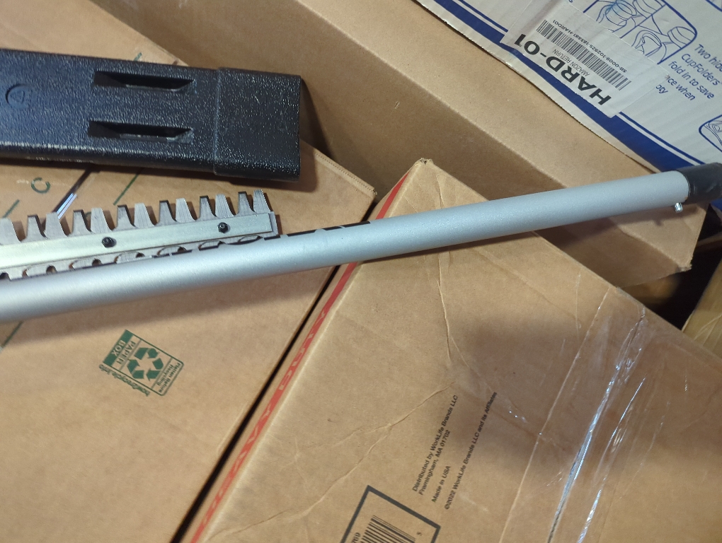 WORX WA0220 40V Nitro Driveshare 17 Universal Hedge Trimmer Attachment