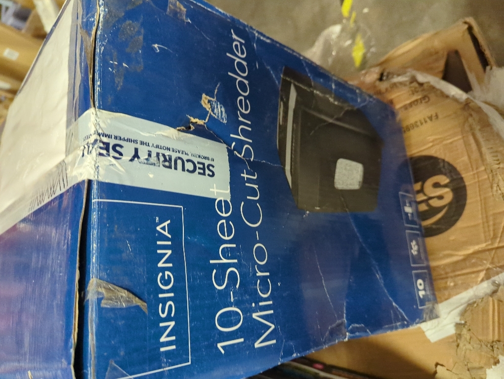 Amazon Basics 12 Sheet (new model) Micro Cut Paper and Credit Card CD Shredder With 6 Gallon Bin, Black