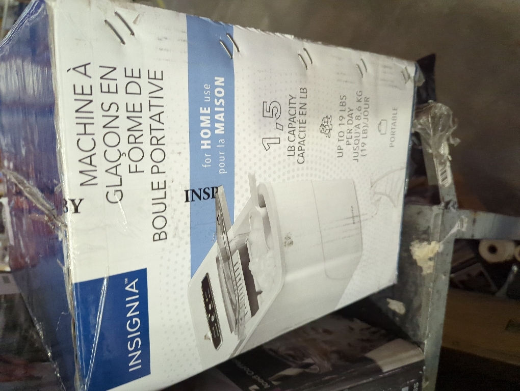 Portable Machine for Countertop - Makes 33 Lbs(15KG) of Ice Per 24 s - Ice Cubes Ready in 8 Minutes - Electric Ice Making Machine with Ice Scoop