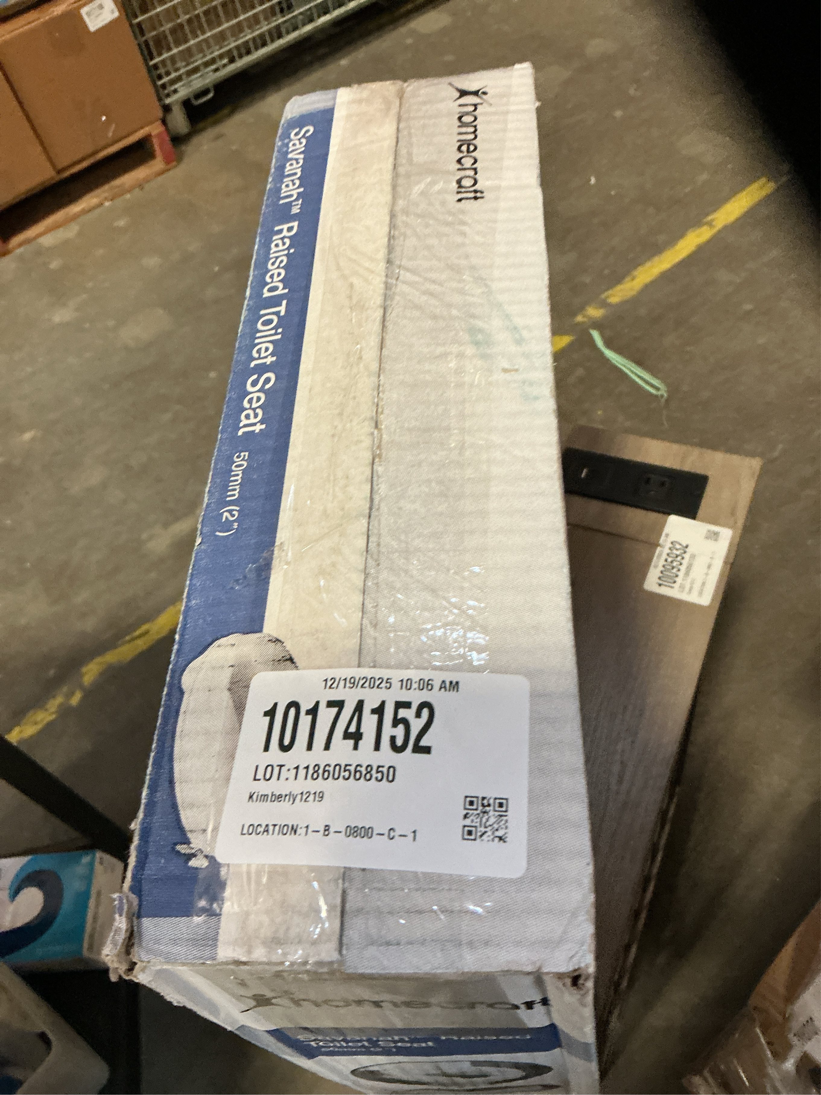 Homecraft Savanah Raised Toilet Seat, 2 High Elevated Toilet Seat Locks Onto Standard Toilets, Portable Assistance Commode Seat with Sturdy Brackets, Medical Aid for Elderly, Disabled, Limited Mobility