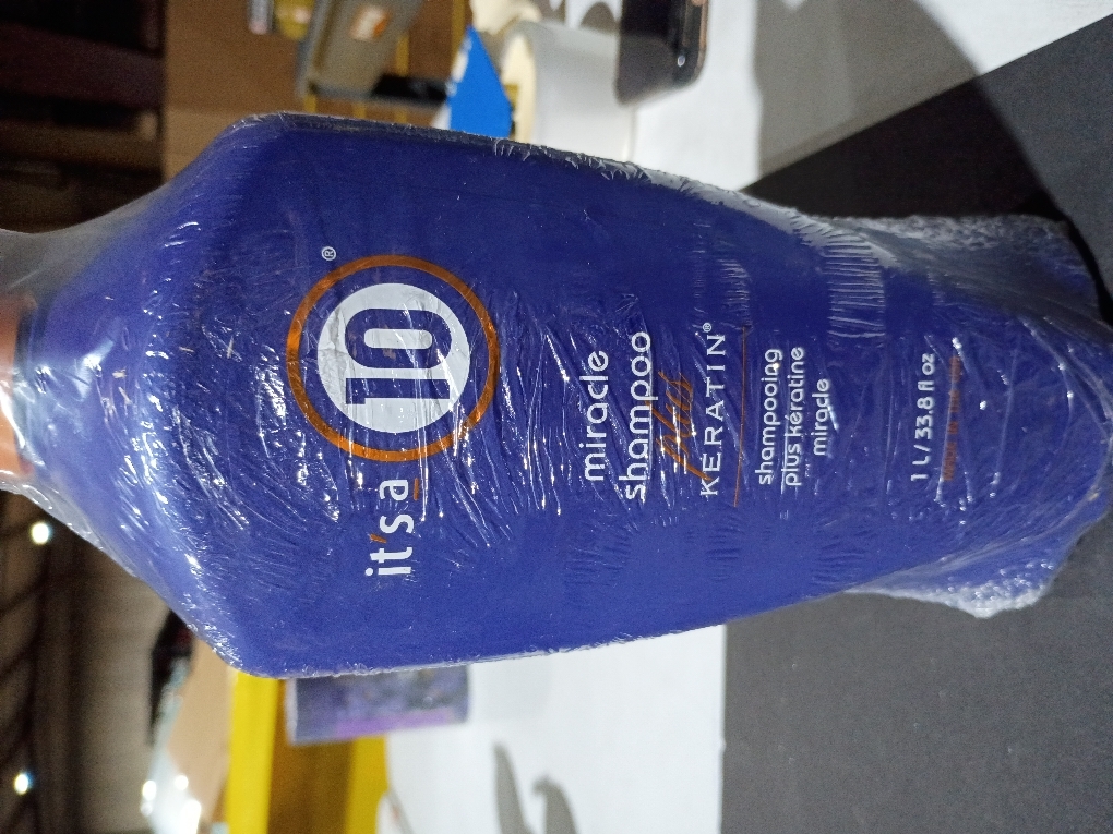It's A 10 Miracle Shampoo Plus Keratin 33.8 Oz, Sulfate Free