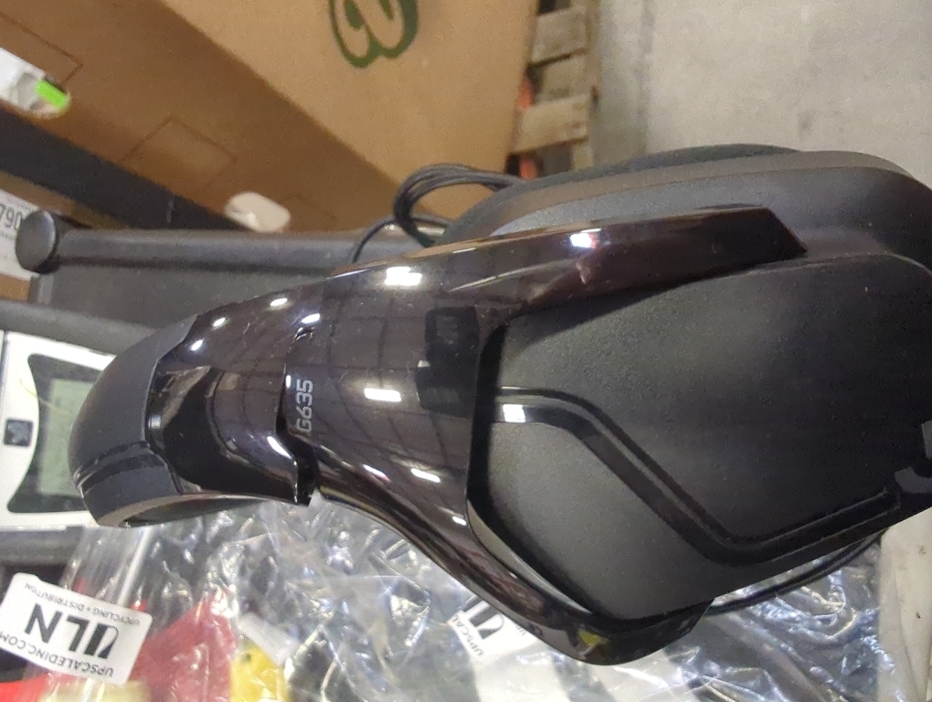 Logitech G635 DTS, X 7.1 Surround Sound LIGHTSYNC RGB PC Gaming Headset,Black