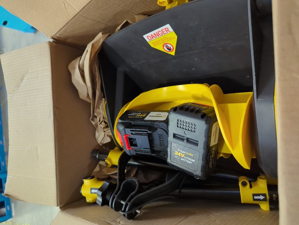 Krmspe Snow Shovel Electric, 21000RPM Cordless & Battery Powered, 13 Snow Blower with 2 Batteries, Lightweight for Easy Snow Removal on Steps, Patio