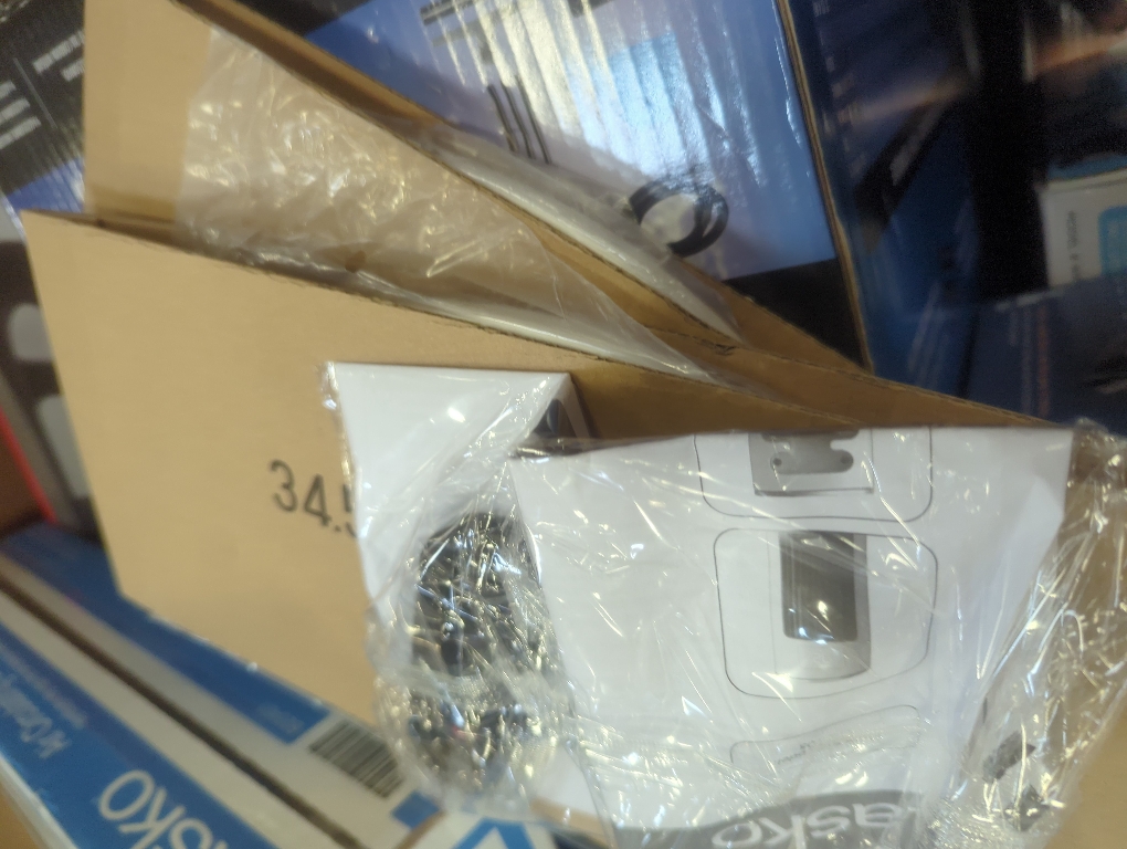 Lasko 40 12H Timer Remote Control Oscillating Tower Fan