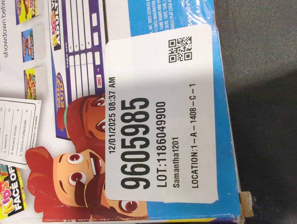 Family Feud Kids vs Adults Game: Party Board for 3  Players, Imagination Gaming Inc., Money Concepts, 30 Min Play