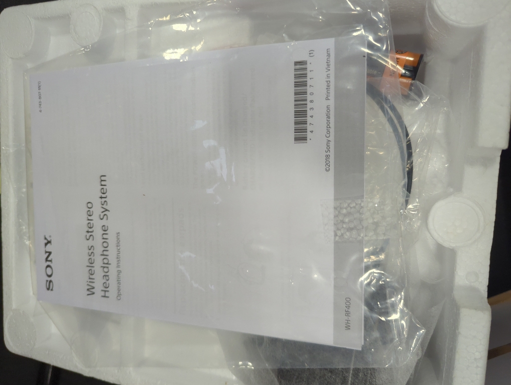 Sony RF400 Wireless Home Theater Headphones for Watching TV (WHRF400), Black, 2.9 (Requires use of RCA Audio Out or Headphone Jack on Television)