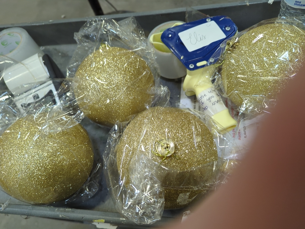 Vickerman 6 Antique Gold Glitter Ball Ornament, 4 per Bag