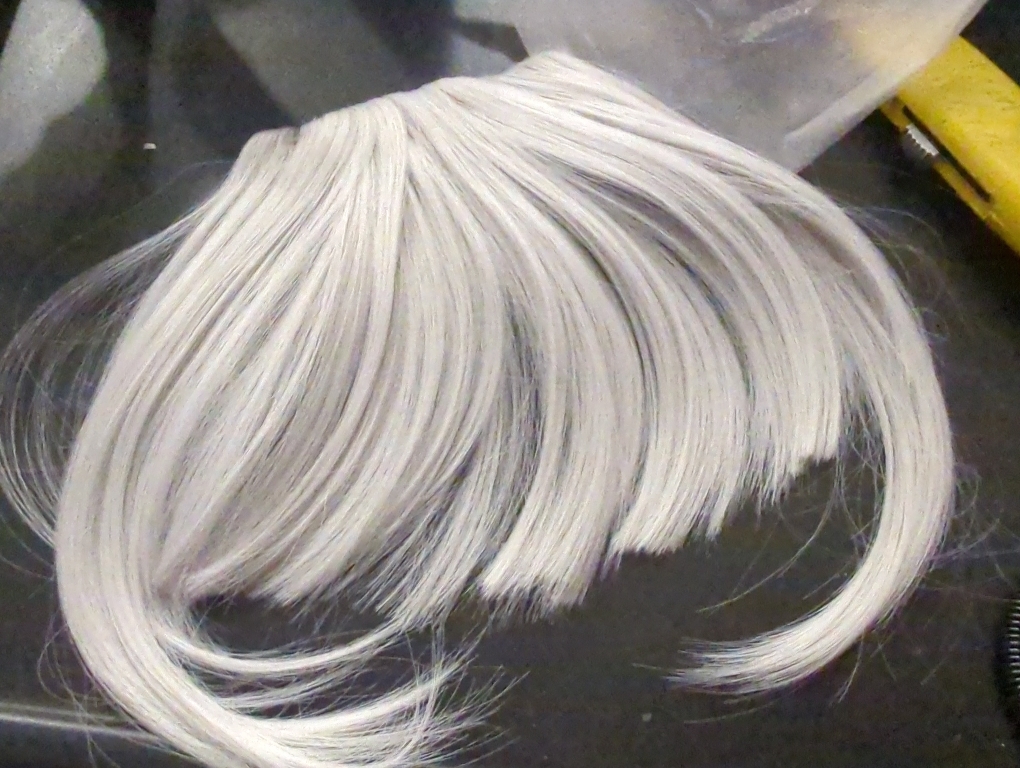 Bangs Hair Clip in Bangs, Fake Bangs Natrual Clip in Hair Extensions, Easy to Use Faux Bangs Clip on bangs, Wispy Bangs Fringe with Temples Hairpieces for Daily Wear (Silver Gray)