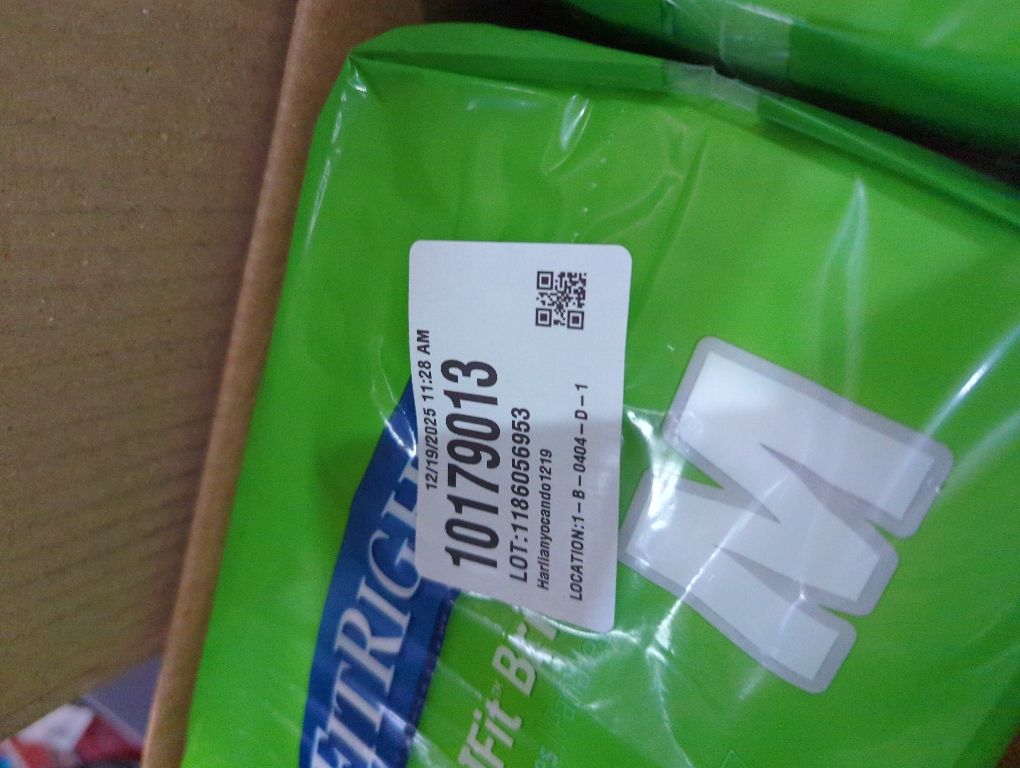 FitRight Ultra Adult Diapers, Disposable Incontinence Briefs, Leak-Proof Diaper, Absorbent Briefs For Men and Women, Maximum Protection, Medium, 32 – 44 in, 20 briefs per bag