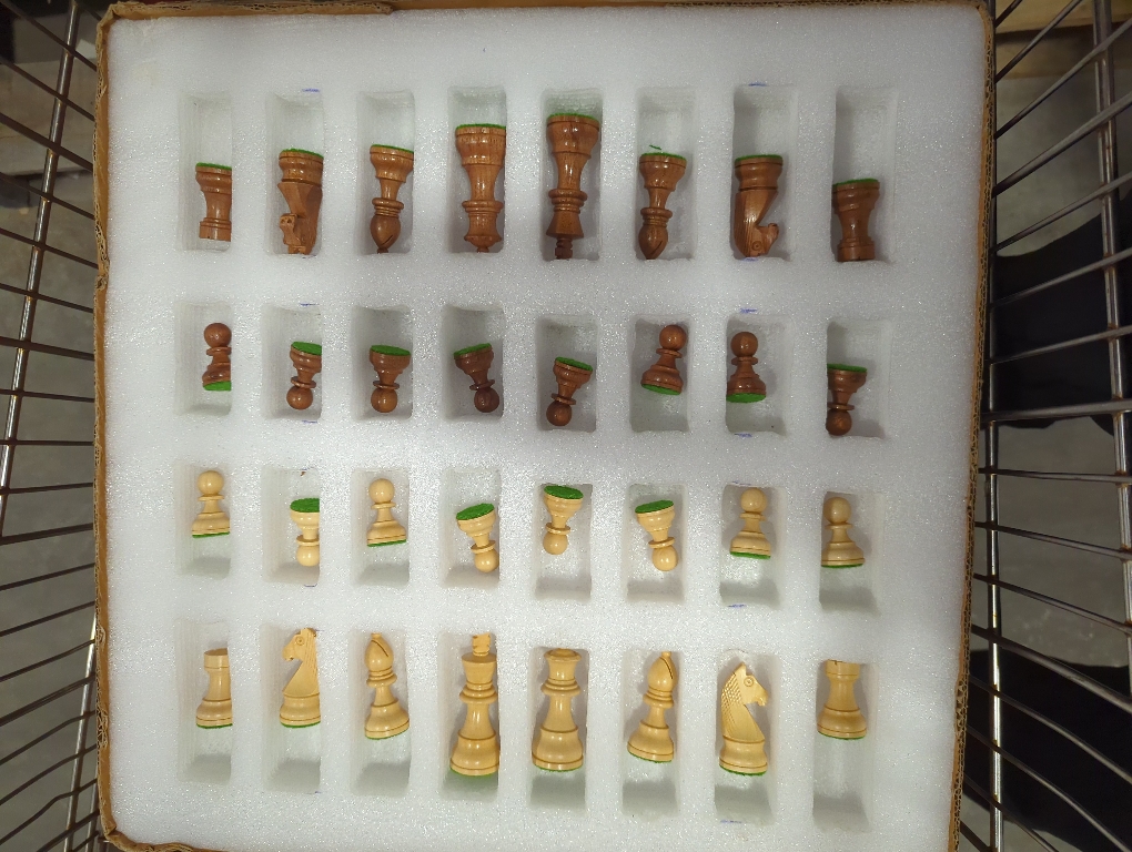 StonKraft Collectible Green Marble Chess Board Set   Wooden Crafted Pieces Pawns