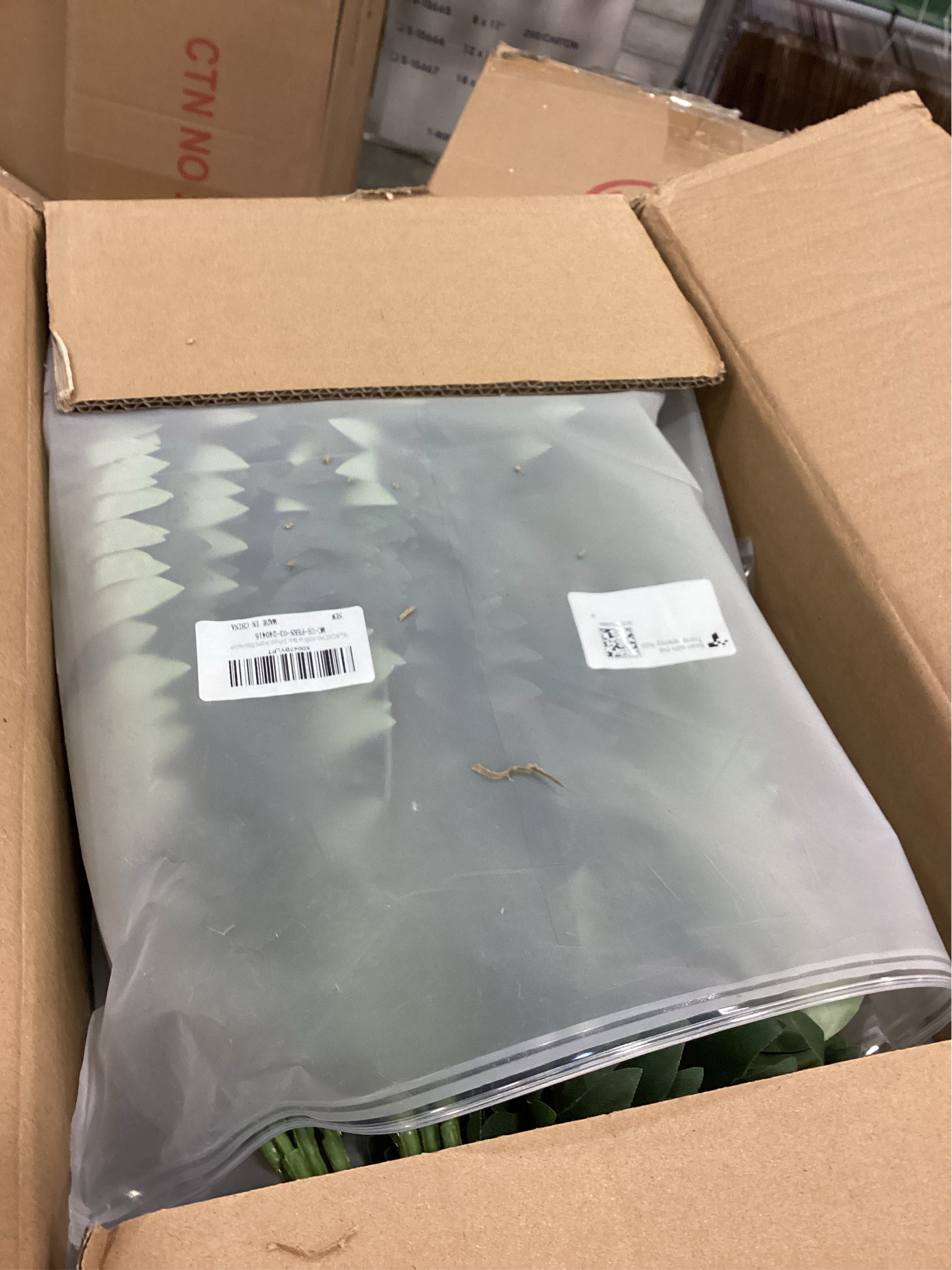 Artificial Boston Fern Greenery Bush for Indoors Outdoor, 4pcs Large Fake Silk Faux Ferns Flowers Shrub with 30 Spread for Hanging Plant Home Garden Windowsill Porch Home Decoration