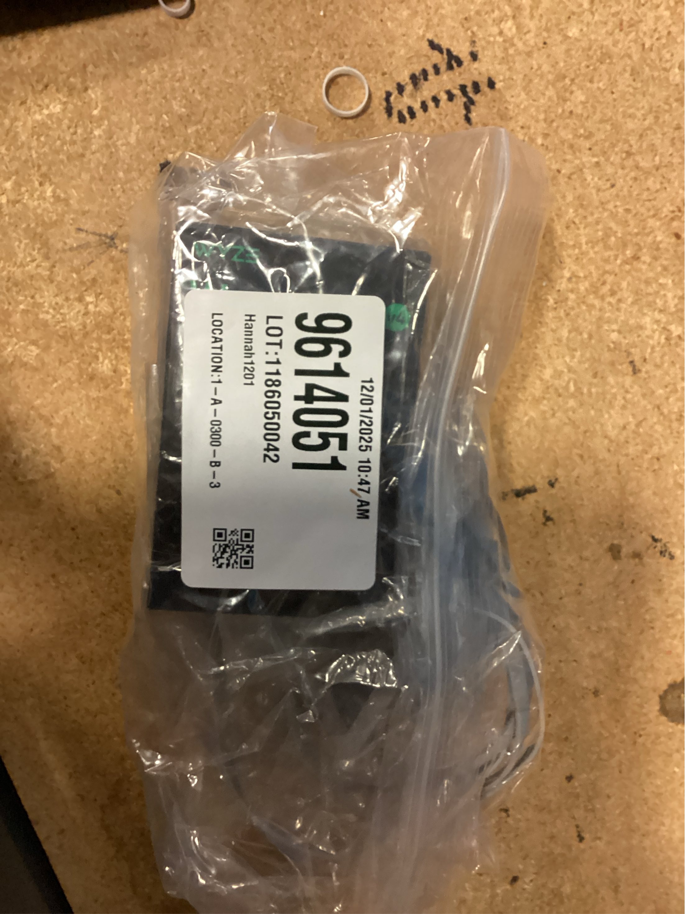 Wyze Cam V4 Plug-in Indoor and Outdoor Smart-Enabled Security Camera