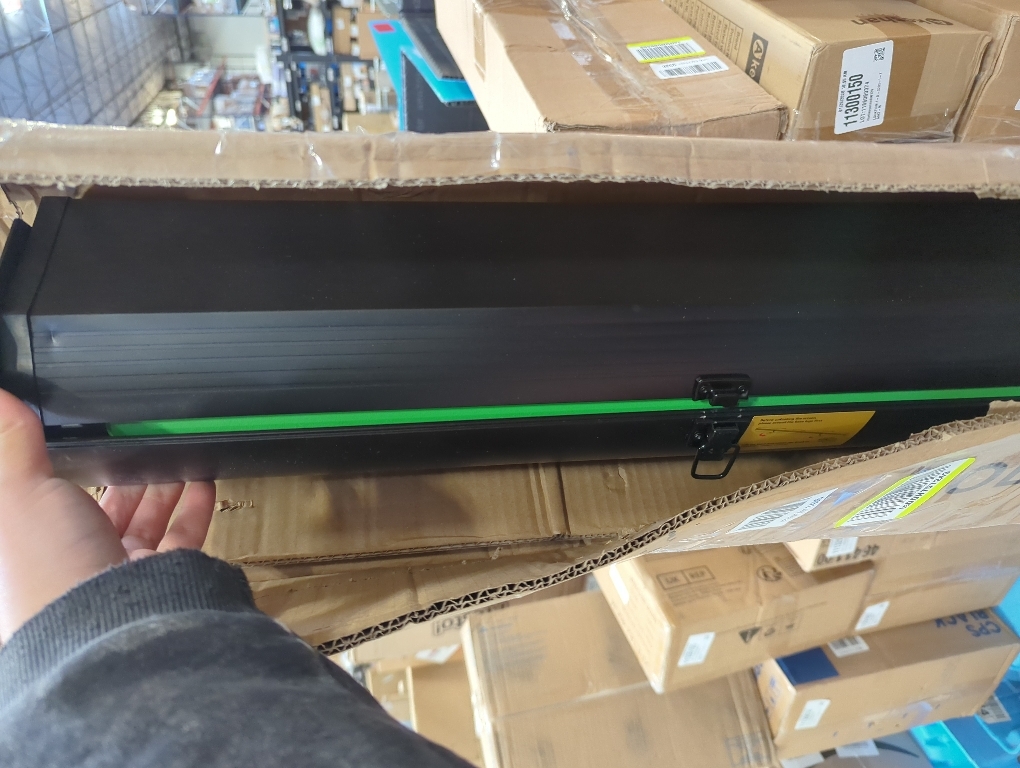 【Wider Style】 RAUBAY 78.7 x 82.7in Large Collapsible Green Screen Backdrop Portable Retractable Chroma Key Panel Photo Background with Stand for Video Conference, Photographic Studio, Streaming