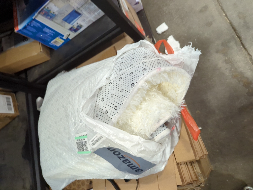 Large Rug for Living Room 6x9 Feet, Modern Soft Shag Area Rug, Plush Fuzzy Carpet for Bedroom Girls Boys Room Home Nursery Teens Dorm Decor, Cream White